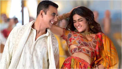 Bhooth Bangla Full Movie Collection: ‘Bhooth Bangla’ box office collection Day 5: Akshay Kumar and Priyadarshan’s horror comedy SURPASSES Rs 117 crore globally | Hindi Movie News