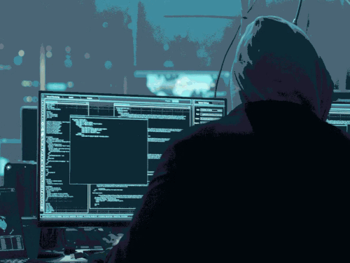 गुरुग्राम में रिटायर्ड विंग कमांडर से ₹45 हजार हड़पे:जालसाज ने खुद को बताया डॉक्टर; इमरजेंसी का बहाना बनाकर भेजा QR कोड