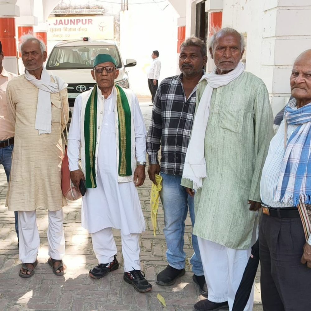 ओडिशा में किसान पदयात्रा पर रोक:नेताओं की गिरफ्तारी के खिलाफ जौनपुर में विरोध, मुकदमे वापस लेने और रिहाई की मांग