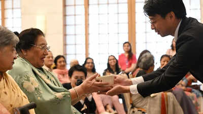 When namaste met konnichiwa over tea | Delhi News