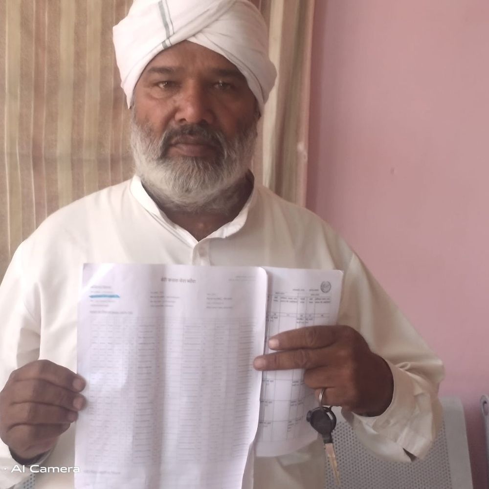 किसान पोर्टल पर सरसों की जगह गेहूं दर्ज:मतलौडा का किसान 4 दिन से काट रहा अफसरों के चक्कर, नहीं मिला गेट पास