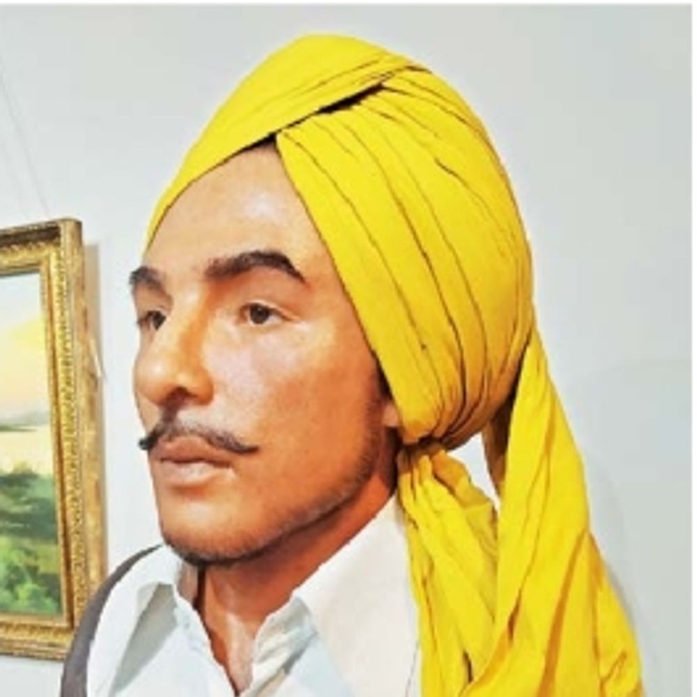 सिलिकॉन से तैयार किया भगत सिंह का पोर्ट्रेट