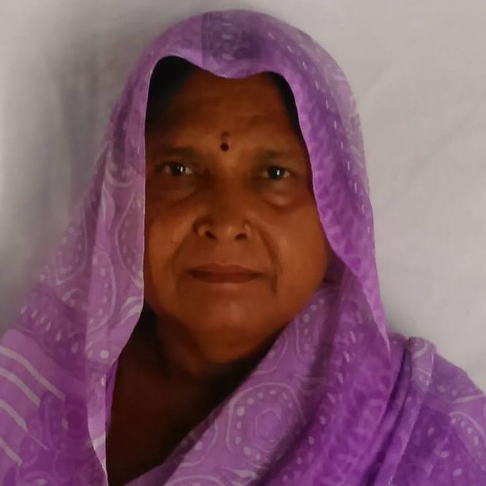 पलवल में सड़क हादसों में महिला की मौत:पति सहित 6 घायल; ट्रैक्टर ने मारी टक्कर, बाइक पर जा रहे थे दंपती