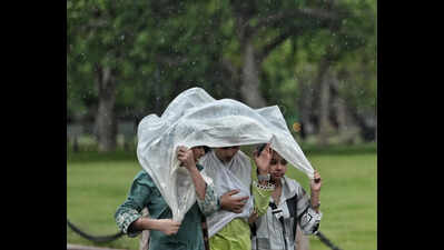 Rain surprise makes this Delhi’s wettest April since 2010 | Delhi News