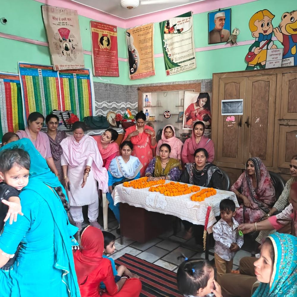 उचाना आंगनवाड़ी केंद्र में स्कूल रेडीनेस मेला:3 से 6 वर्ष के बच्चों को दी विशेष शिक्षा, खेल-खेल में सीखने का मौका