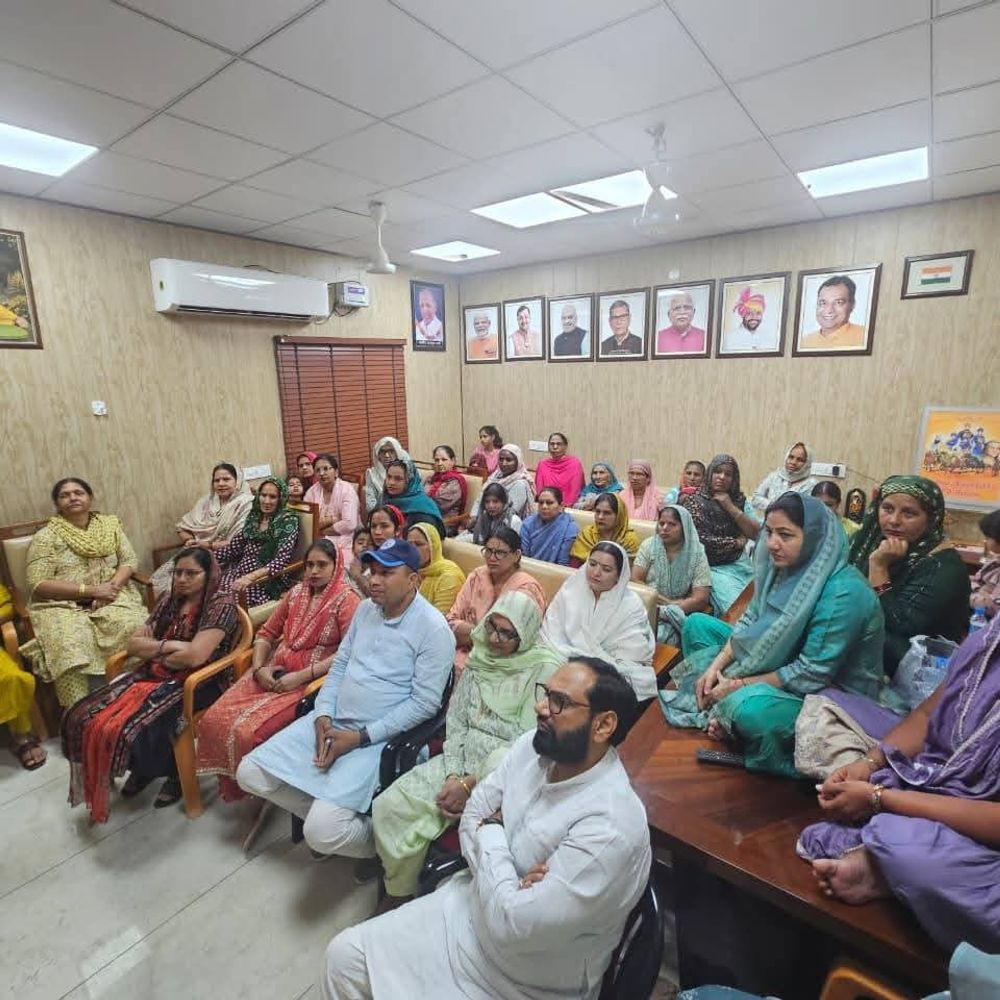 उचाना विधायक ने विपक्ष पर साधा निशाना:देवेंद्र अत्री बोले-महिला आरक्षण बिल गिरने पर बजाई तालियां, सुना पीएम मोदी का संबोधन