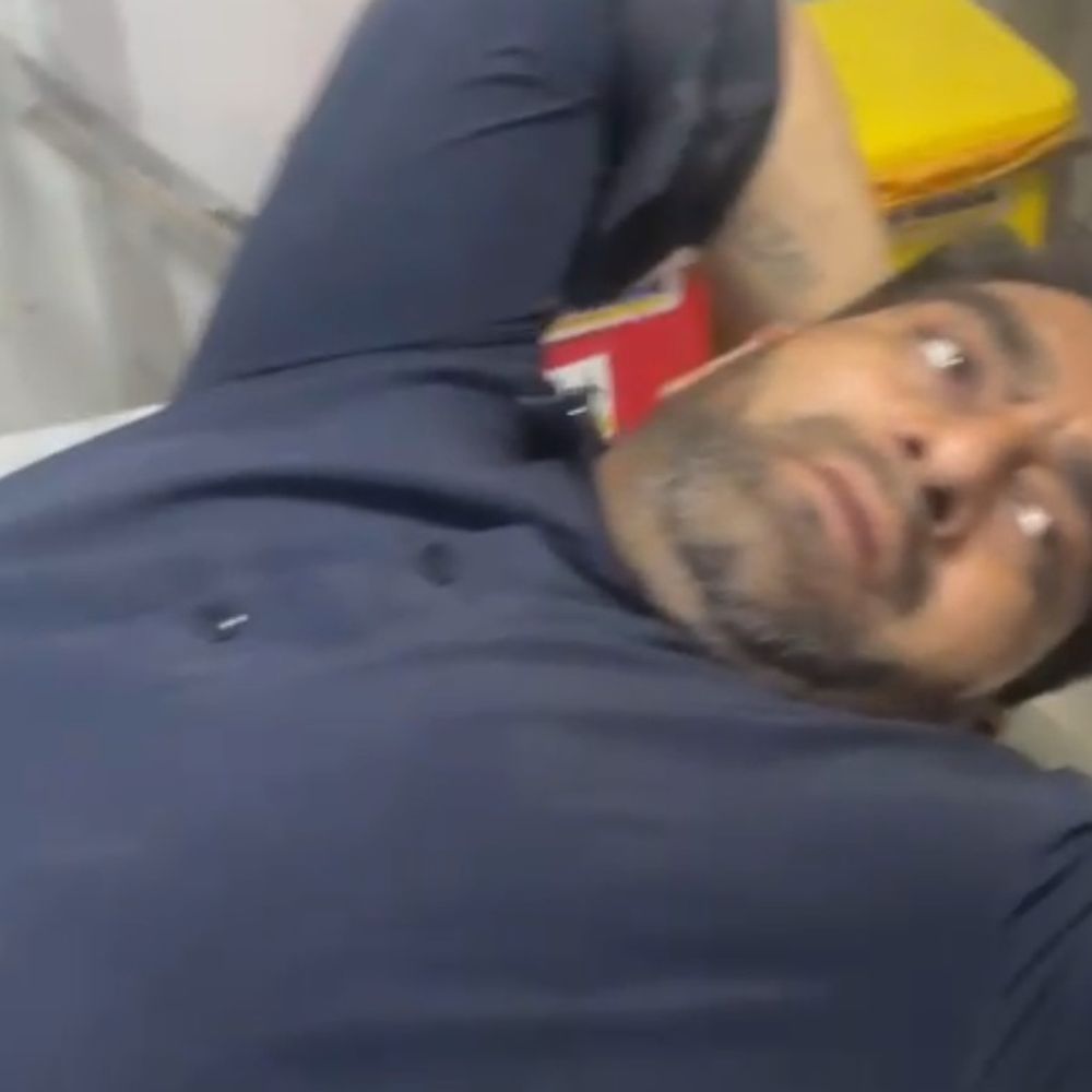 फरीदाबाद में व्यापारी पर हमला, 5 लाख रुपए लूटे:दुकान बंद कर घर वापस लौट रहा, बाइक पर आए युवक, गाड़ी से बाहर खींचा