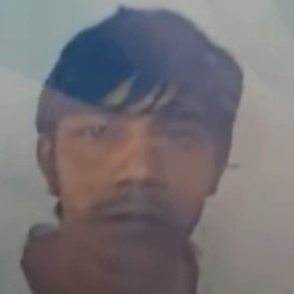 करनाल में ट्रक ने मारी बाइक को टक्कर:युवक की मौत, दूसरा गंभीर, रॉन्ग साइड से आ रहा था