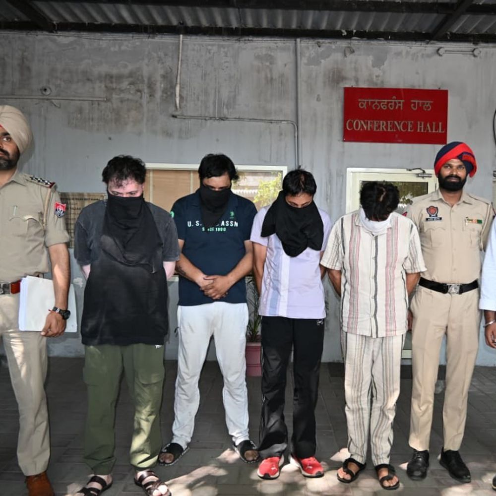 खन्ना में आईपीएल सट्टेबाजी नेटवर्क का भंडाफोड़:पुलिस ने 4 आरोपी पकड़े, लोगों को लालच देकर करते थे ठगी; नकदी और मोबाइल बरामद