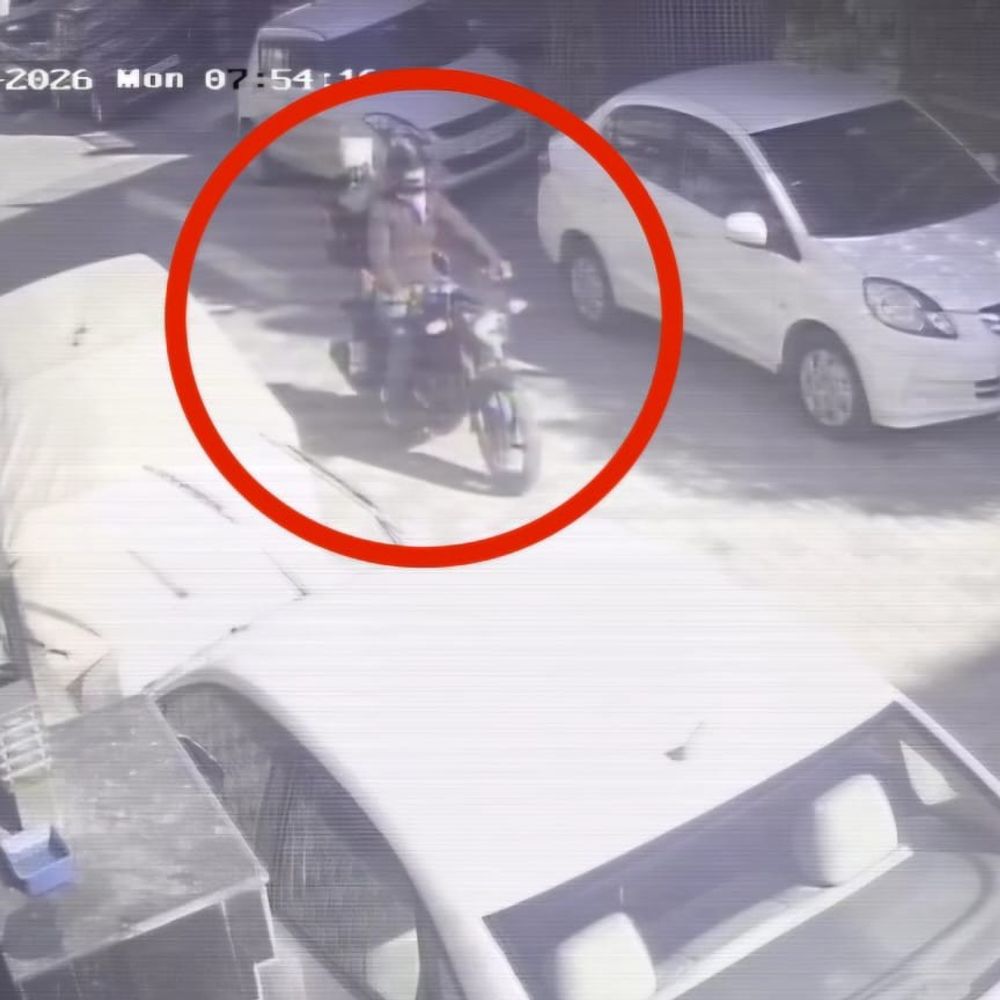 जीरकपुर में महिला से चेन स्नैचिंग:बाइक सवार नकाबपोश बदमाश सोने की चेन लेकर फरार, पुलिस के देरी से पहुंचने पर लोगों में गुस्सा