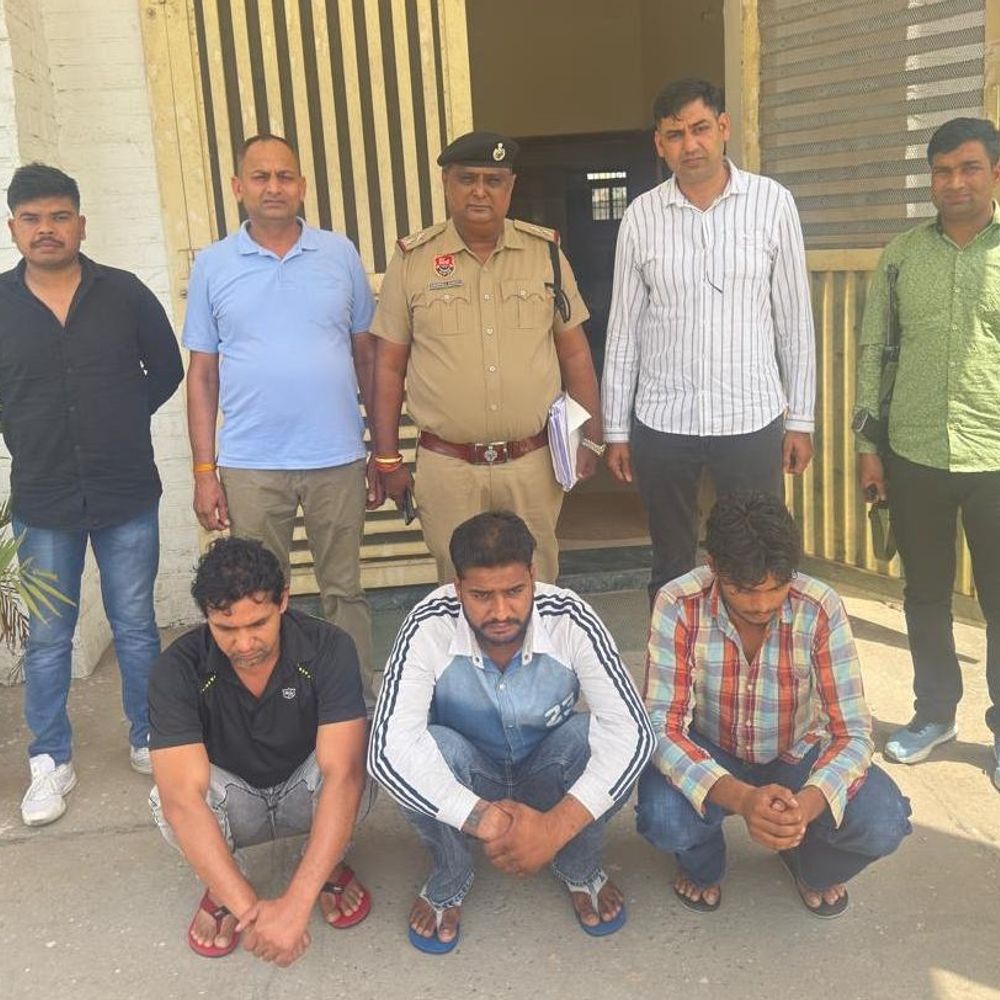 समालखा में फायरिंग-मारपीट केस में 3 और आरोपी गिरफ्तार:वारदात के बाद हुए थे फरार; देसी पिस्तौल-डंडे समेत गाड़ी बरामद