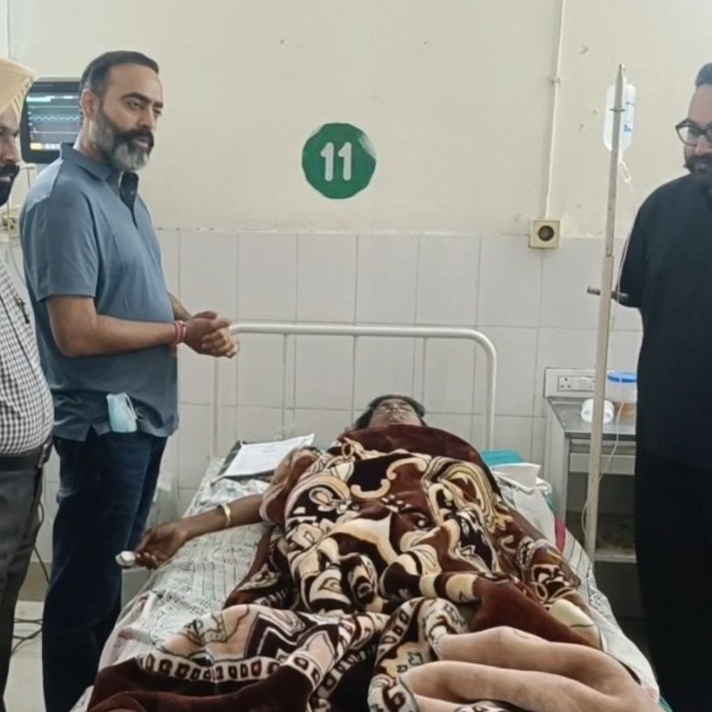 मोगा सिविल अस्पताल में लेप्रोस्कोपी सर्जरी शुरू:दूरबीन से होंगे ऑपरेशन, पहले मरीज की पित्त की पथरी निकाली