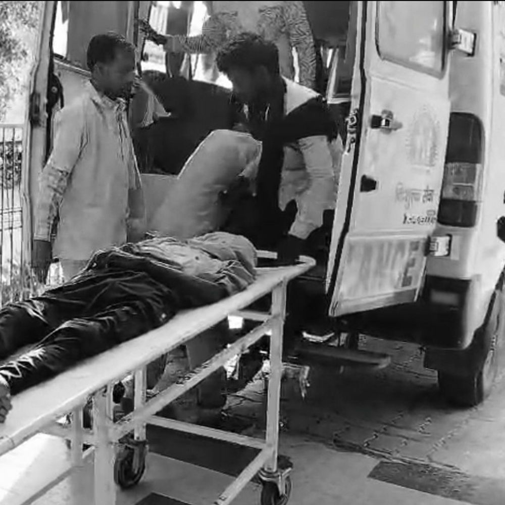 बांदा में टीबी रोगी ने नदी में कूदकर की आत्महत्या:भूरागढ़ पुल पर किया छलांग, पुलिस ने शव निकाला और पोस्टमार्टम के लिए भेजा