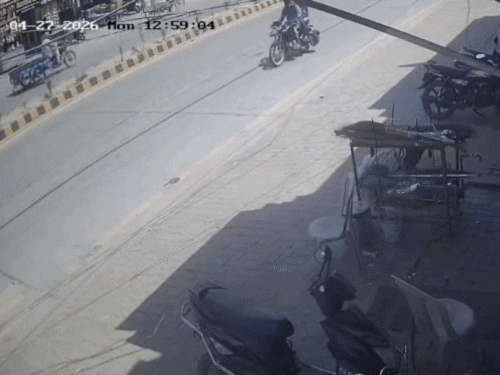 रतिया में लेडी टीचर से छीना बैग:नगर पालिका कार्यालय से लौट रही, मोबाइल गायब और जनगणना किट रखी थी