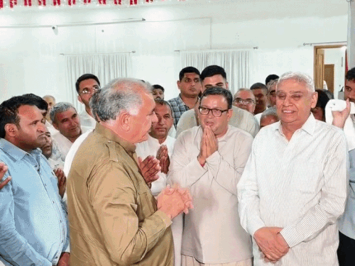 जेल से छूटे रामपाल के चरणों में BJP विधायक नतमस्तक:सोनीपत के धनाना आश्रम जाकर आशीर्वाद लिया; कहा- मैं आपकी सेवा से प्रभावित हूं