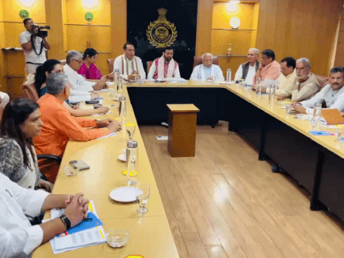 हरियाणा में मेयर कैंडिडेट पर BJP की मंथन बैठक:देर रात तक जारी हो सकते हैं नाम, प्रभारी-संगठन मंत्री सहित चुनाव कमेटी के सदस्य मौजूद