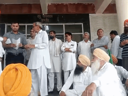 कुरुक्षेत्र में BKU चढूनी का रोष प्रदर्शन:अमेरिका ट्रेड डील का विरोध, PM के नाम दिया ज्ञापन, मांग पूरी नहीं होने पर आंदोलन की चेतावनी