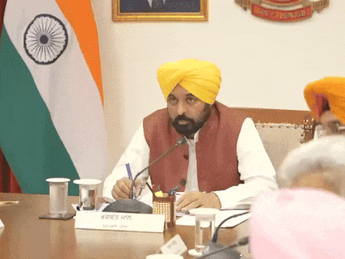 पंजाब CM ने आज बुलाई कैबिनेट मीटिंग:दोपहर साढ़े तीन बजे सीएम रिहायश पर होगी, कई फैसलों पर लगेगी मुहर
