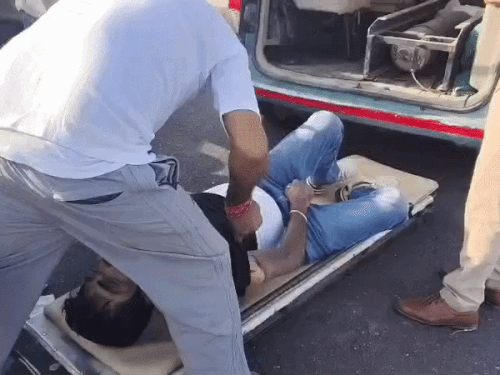 डबवाली भारतमाला रोड पर एक्साइज-इंस्पेक्टर का शव कार में मिला:पंजाब के मोगा में तैनात था, पास में मिली पिस्टल, परिवार ने जताया शक