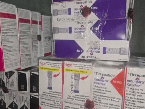 गुरुग्राम में डायबिटीज-वजन घटाने वाले नकली इंजेक्शन की फैक्ट्री पकड़ी:इटली की कंपनी का फर्जी ड्रग; चीन से रॉ मटेरियल मंगाकर पानी मिलाकर सप्लाई करते