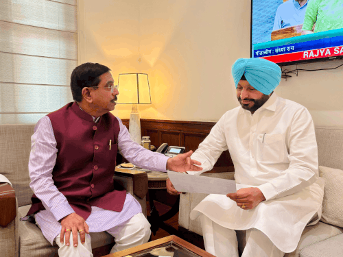 केंद्र सरकार ने दी गेहूं खरीद मानकों में ढील:केंद्र सरकार ने राज्य सरकार को लिखा पत्र, किसानों को बड़ी राहत