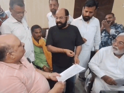 फाजिल्का में वोटर लिस्ट पर विवाद:पूर्व मंत्री बोले-80 फीसद SC वार्ड को जनरल किया, जनरल को SC, हाईकोर्ट जाने की चेतावनी