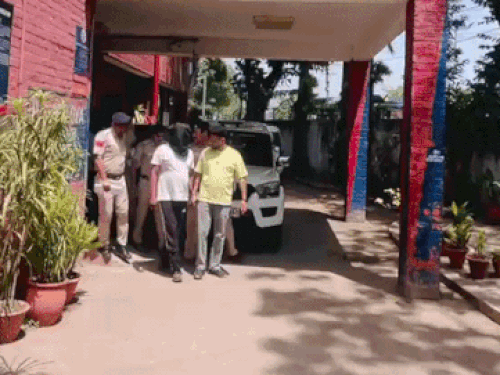 चंडीगढ़ में दो नशा सप्लायर अरेस्ट:हेरोइन और आईस बरामद, जंगल एरिया में नाकाबंदी में दबोचा; एक दिन का पुलिस रिमांड