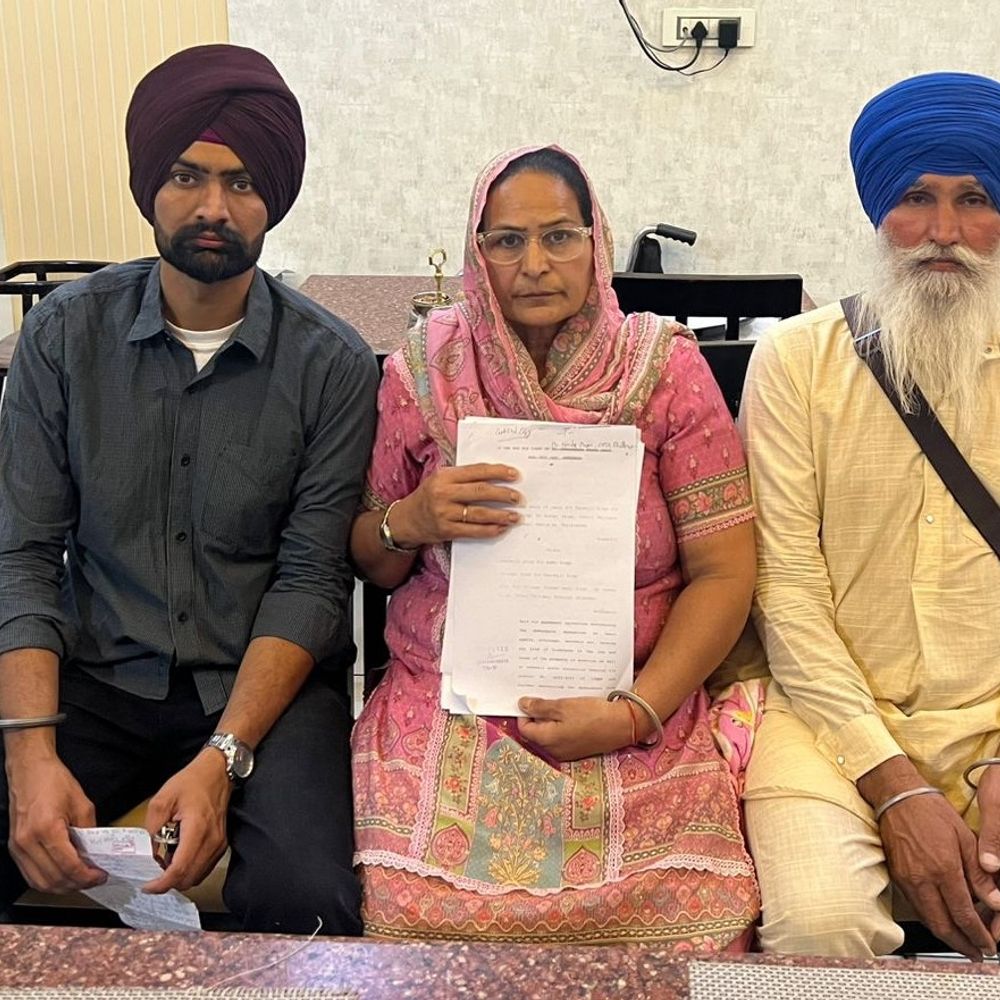 महिला ने NRI चाचा पर उत्पीड़न का लगाया आरोप:जमीन का विवाद, जालंधर पुलिस नहीं कर रही सुनवाई, DGP से न्याय की मांग