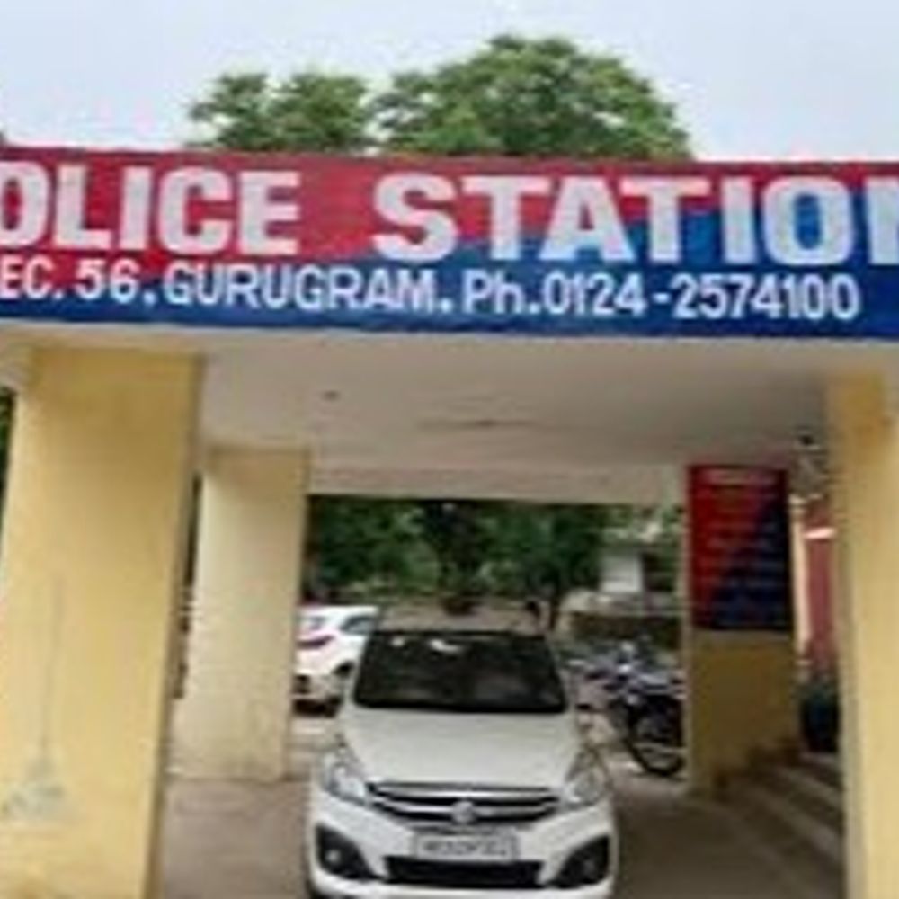 गुरुग्राम में गोल्फ कोर्स एक्सटेंशन रोड पर मिली डेडबॉडी:घाटा गांव के पास झाड़ियों में पड़ा था, पहचान का कोई डॉक्यूमेंट नहीं मिला