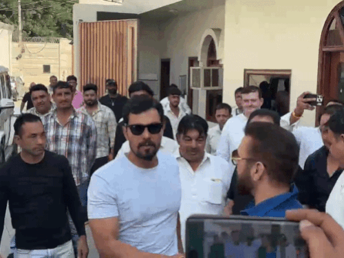 Randeep Hooda Visits DUSU President Aryan Mans Home in Bahadurgarh