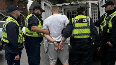 Ahmadi Religion of Peace and Light at centre of major Crewe raid involving 500 police officers