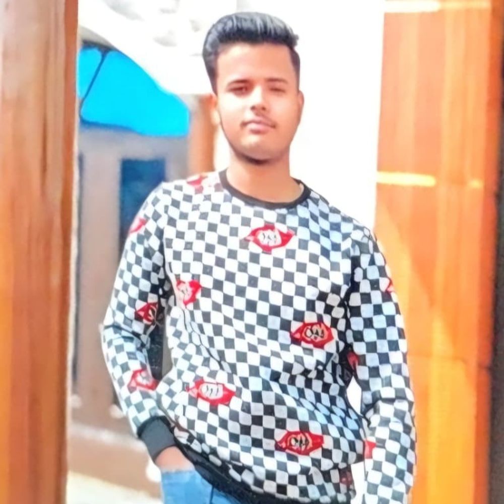 यमुनानगर में युवक ने ट्रेन के आगे रखा सिर:कटने से मौत; दो हिस्सों में बंटा, यूपी का रहने वाला, आधार कार्ड से हुई पहचान