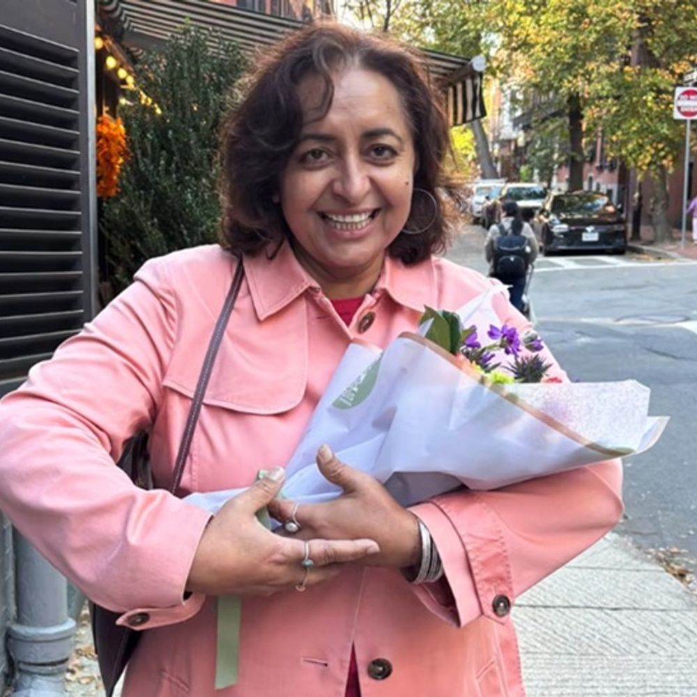 पंजाबी महिला अमेरिका की जेल में कैद:35 साल बाद अचानक गिरफ्तार, एयरपोर्ट पर हथकड़ी लगाई; बेटा US आर्मी में अफसर