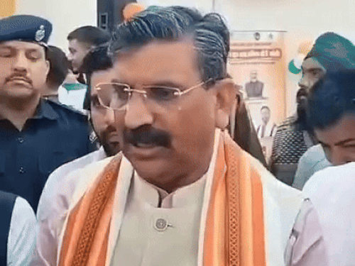 फतेहाबाद में आज पहुंचेंगे कैबिनेट मंत्री कृष्ण बेदी:वकीलों के लिए लिफ्ट का करेंगे शुभारंभ; चेयरमैन के घर करेंगे जलपान