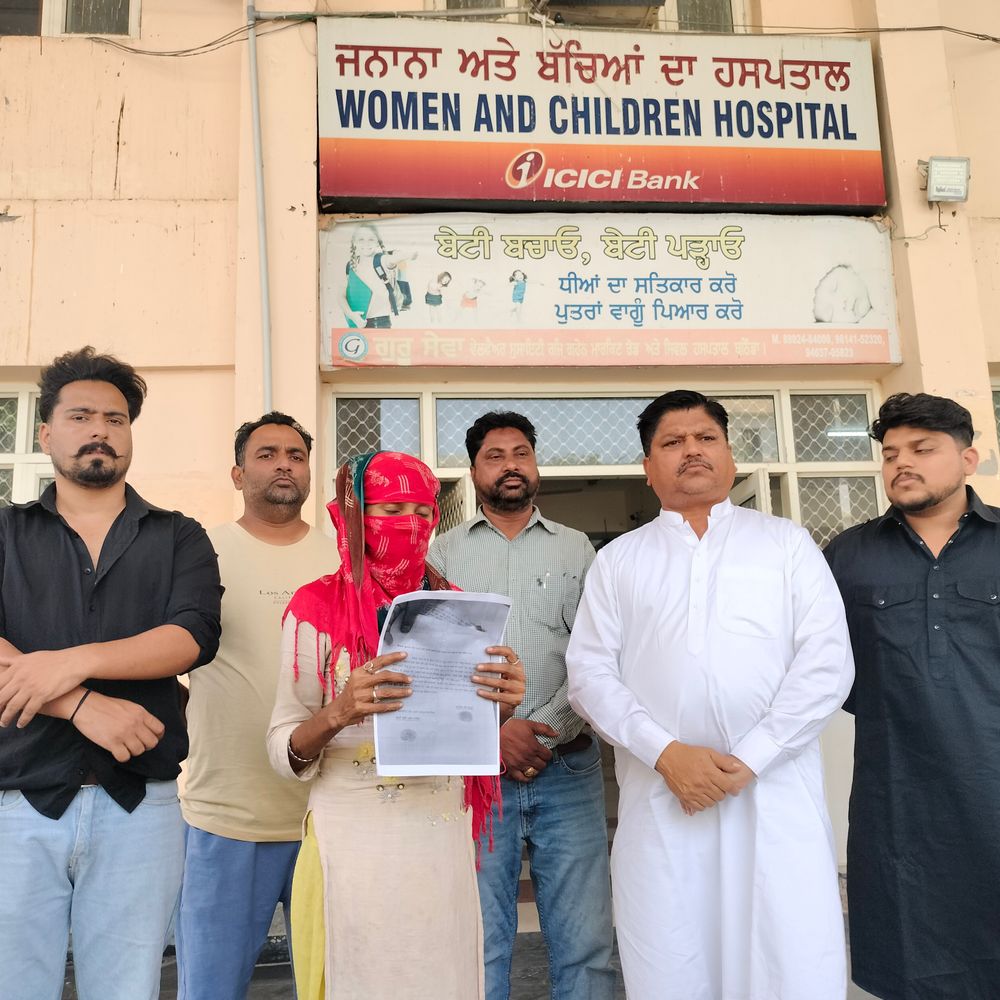 बठिंडा में नाना पर नाबालिग दोहती से रेप का आरोप:पीड़िता की मां बोली- पुलिस ने अनपढ़ता का फायदा उठाकर मुझे धोखे में रखा