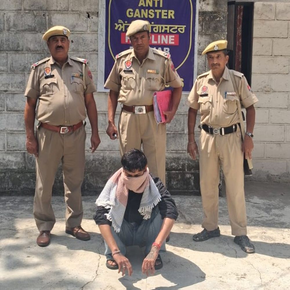 पठानकोट में नाबालिग को भगाने वाला आरोपी गिरफ्तार:एक महीना पहले बहला-फुसलाकर ले गया था, पुलिस बोली- पूछताछ जारी