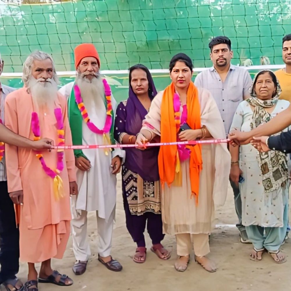 पठानकोट के इस्लामपुर में तीन दिवसीय वॉलीबॉल टूर्नामेंट शुरू:उद्घाटन मैच जीतकर किला क्लब सेमीफाइनल में, युवाओं को नशे से दूर रखने की कोशिश