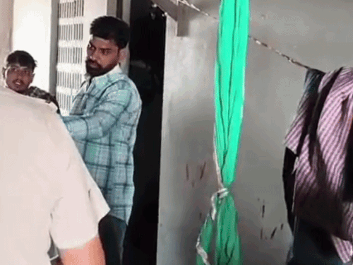 पंजाब- बच्ची के रेप और मर्डर की कहानी:अकेली देख घर में घुसा, चिल्लाने पर फंदे से लटकाया; भागने के लिए ट्रेन की टिकट बुक की
