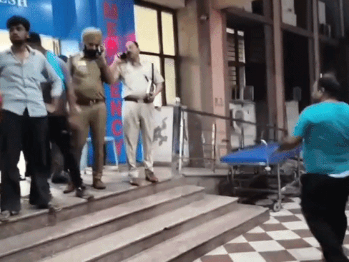 कुरुक्षेत्र में माइनिंग ठेकेदार को गोली मारकर बदमाश फरार:कारोबारी को लगी दो गोलियां, बाइक पर आए थे हमलावर, सरकारी अस्पताल से रेफर