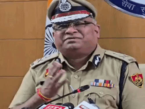 हरिणाणा DGP के टेरिस्ट कॉल नहीं थी बयान पर बवाल:सिरसा MLA लाइव बोले-ये पुलिस की सीरियसनस नहीं, दुष्यंत ने नहीं उठाया था फोन