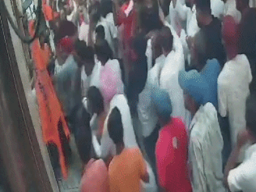 खन्ना में अकाली नेता हनी रोशा गिरफ्तार:चुनाव जीत के बाद विरोधी के घर किया था हंगामा, मारपीट का आरोप