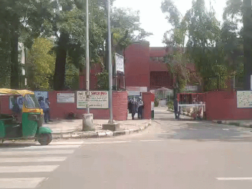 चंडीगढ़ में होगी NEET-2026 परीक्षा:6 परीक्षा केंद्र बनाए , 2854 अभ्यर्थी देंगे परीक्षा, एसडीएम साउथ ने की समीक्षा, काफी सामान ले जाने पर बैन