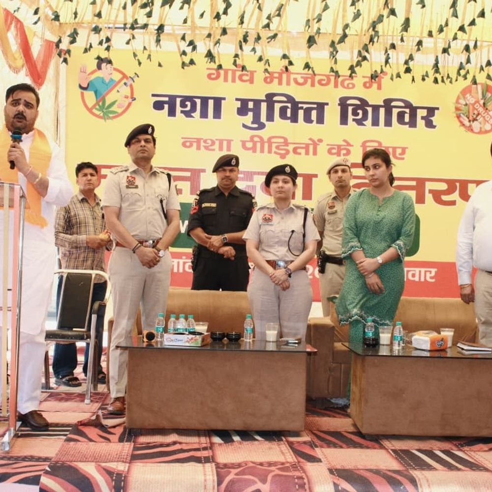 डबवाली में नशा मुक्ति अभियान:एसपी जसलीन कौर बोलीं- नशे से दूर रहे युवा, नि:शुल्क दवाईयों का वितरण किया