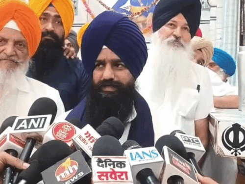 श्री अकाल तख्त साहिब के जत्थेदार की CM को चेतावनी:कहा- सिख मामलों में सरकारी दखल बर्दाश्त नहीं, कल बाबा बकाला कॉन्फ्रेंस में लेंगे बड़ा फैसला