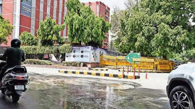 Ashoka Road accident: Killer truck got special permission from Delhi traffic cops despite 5 challans | Delhi News