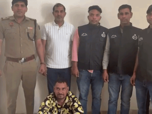 भिवानी में नशा तस्करी का आरोपी काबू:खुद नशे का आदी, पूर्ति के लिए बेच रहा था हेरोइन, सप्लाई चेन की जानकारी जुटा रही पुलिस