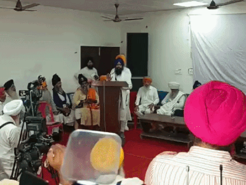 बेअदबी कानून को अकाल तख्त ने किया नामंजूर:जत्थेदार गड़गज बोले-पंथ की इजाजत के बिना कैसे बना कानून; स्पीकर 8 मई को तलब