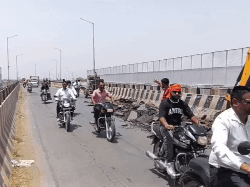 फतेहाबाद में कुलां-भूना रास्ता होगा बंद:रेलवे ओवरब्रिज ऊंचा उठाने का काम शुरू; मूनक-टोहाना होकर निकलेंगे बड़े वाहन
