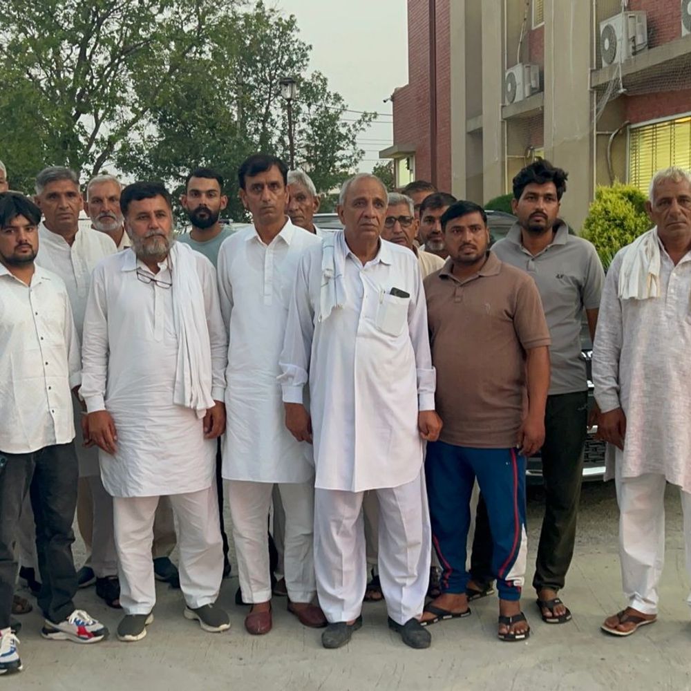 हांसी जल आंदोलन: मंत्री गंगवा से ग्रामीणों की वार्ता बेनतीजा:कल निकाला जाएगा ट्रैक्टर मार्च; अनशनकारी की तबीयत बिगड़ी