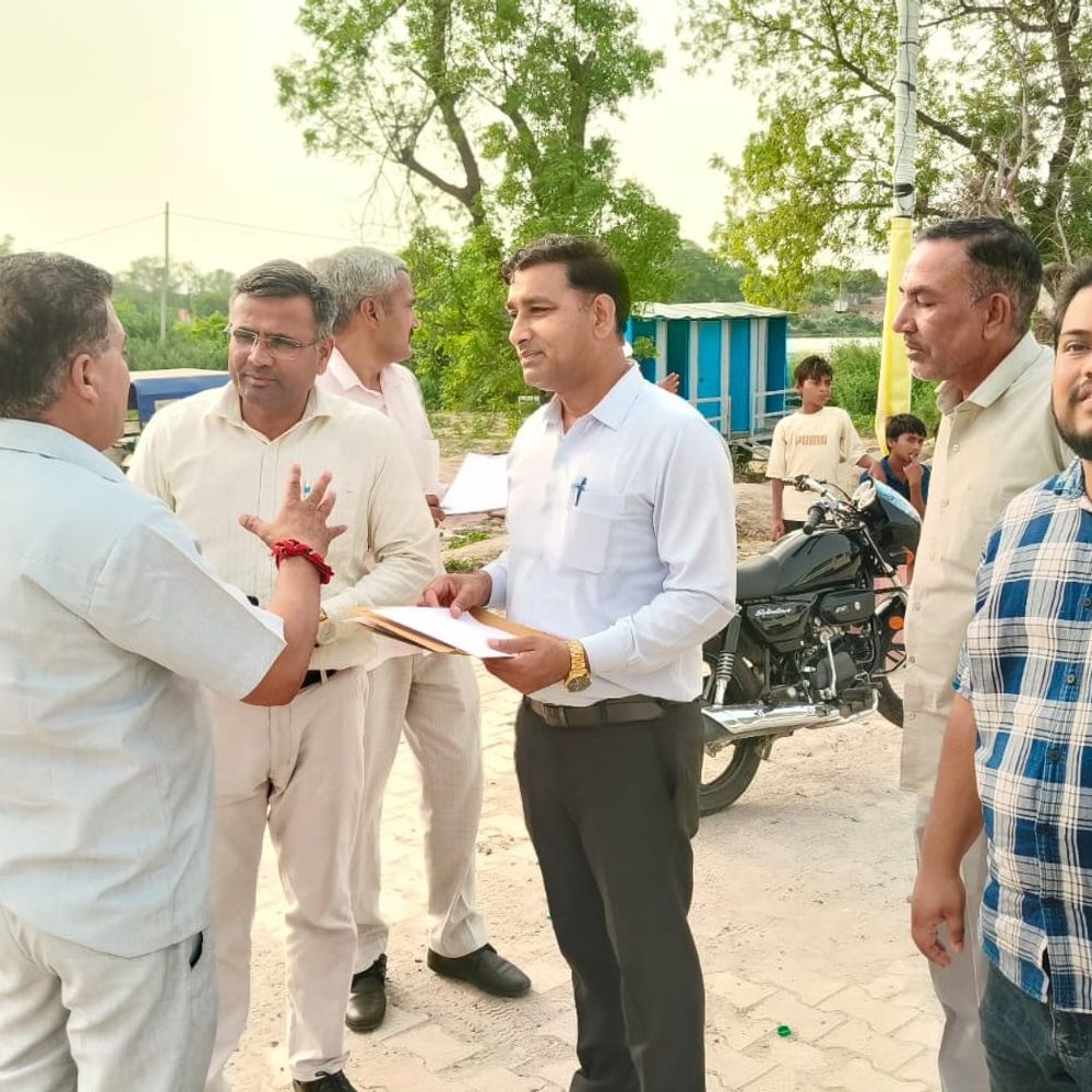 बृज 84 कोस परिक्रमा मार्ग पर अव्यवस्थाओं का खुलासा:पलवल में सीएम फ्लाइंग ने पकड़ीं खामियां, कई स्थानों पर नहीं मिले सफाई कर्मचारी